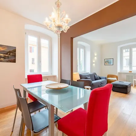 Joivy Family Friendly For 6, Near Royal Palace Museum 아파트 *